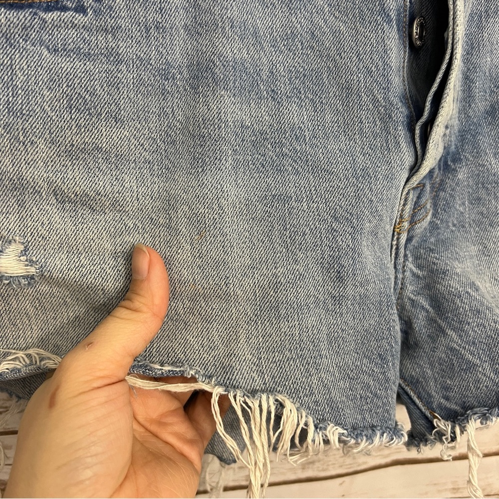 Levi’s 501 Button Fly Patchwork Cut Off Raw Hem S… - image 4